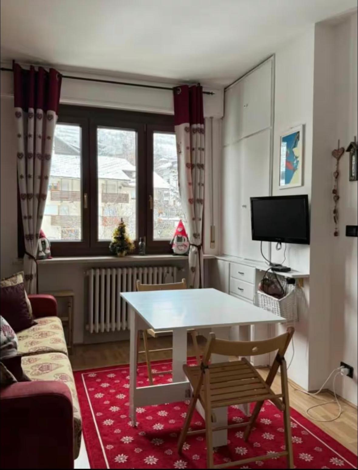 Gina'S Home - Appartamento Nel Cuore Di Бардонеккия Экстерьер фото